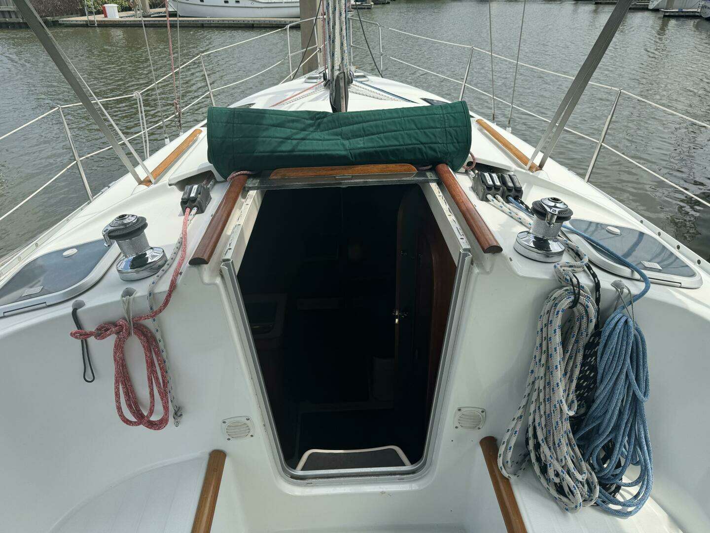1996 Beneteau Oceanis 321 - Image 13