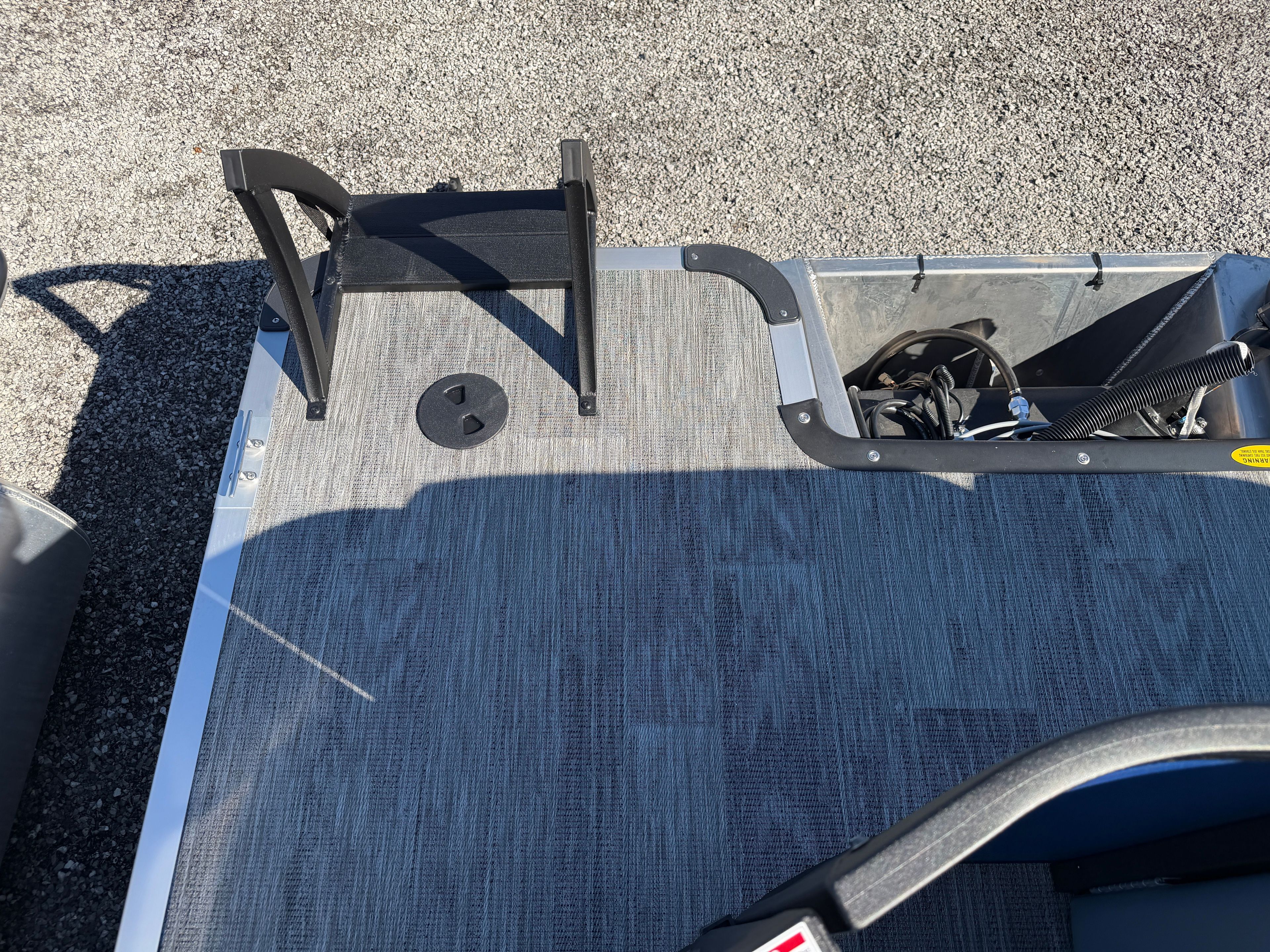 2026 Bentley Pontoons Legacy 200 Cruise - 25