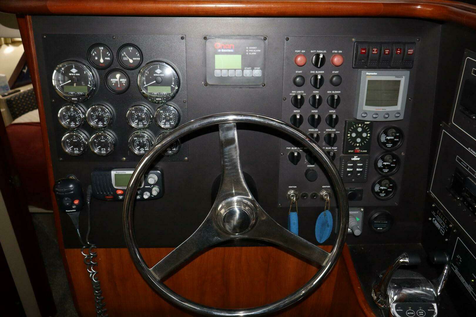 2006 Bluewater 5200 - Image 33
