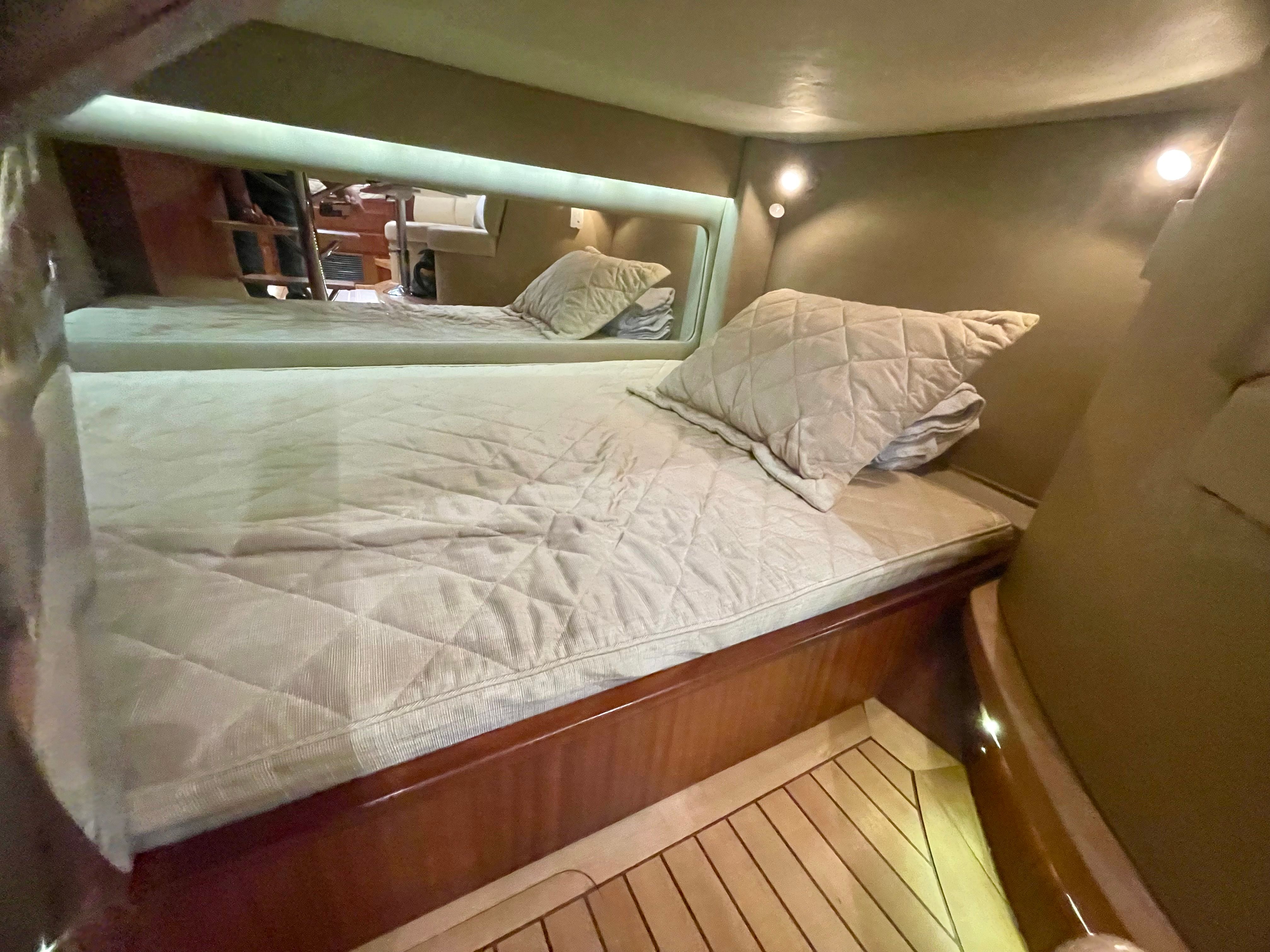 2015 Jupiter 41 SB - 21
