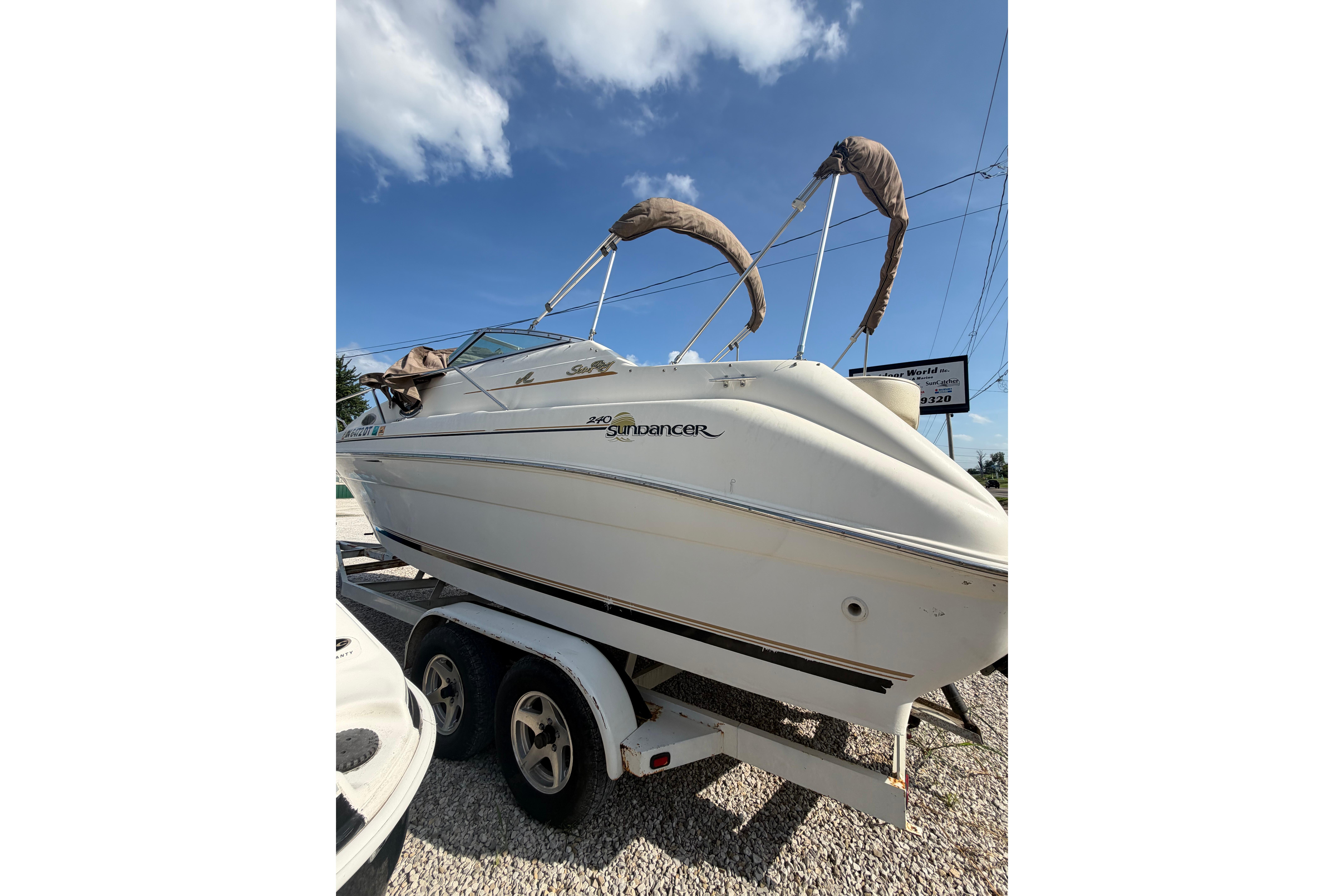 1999 Sea Ray 240 Sundancer