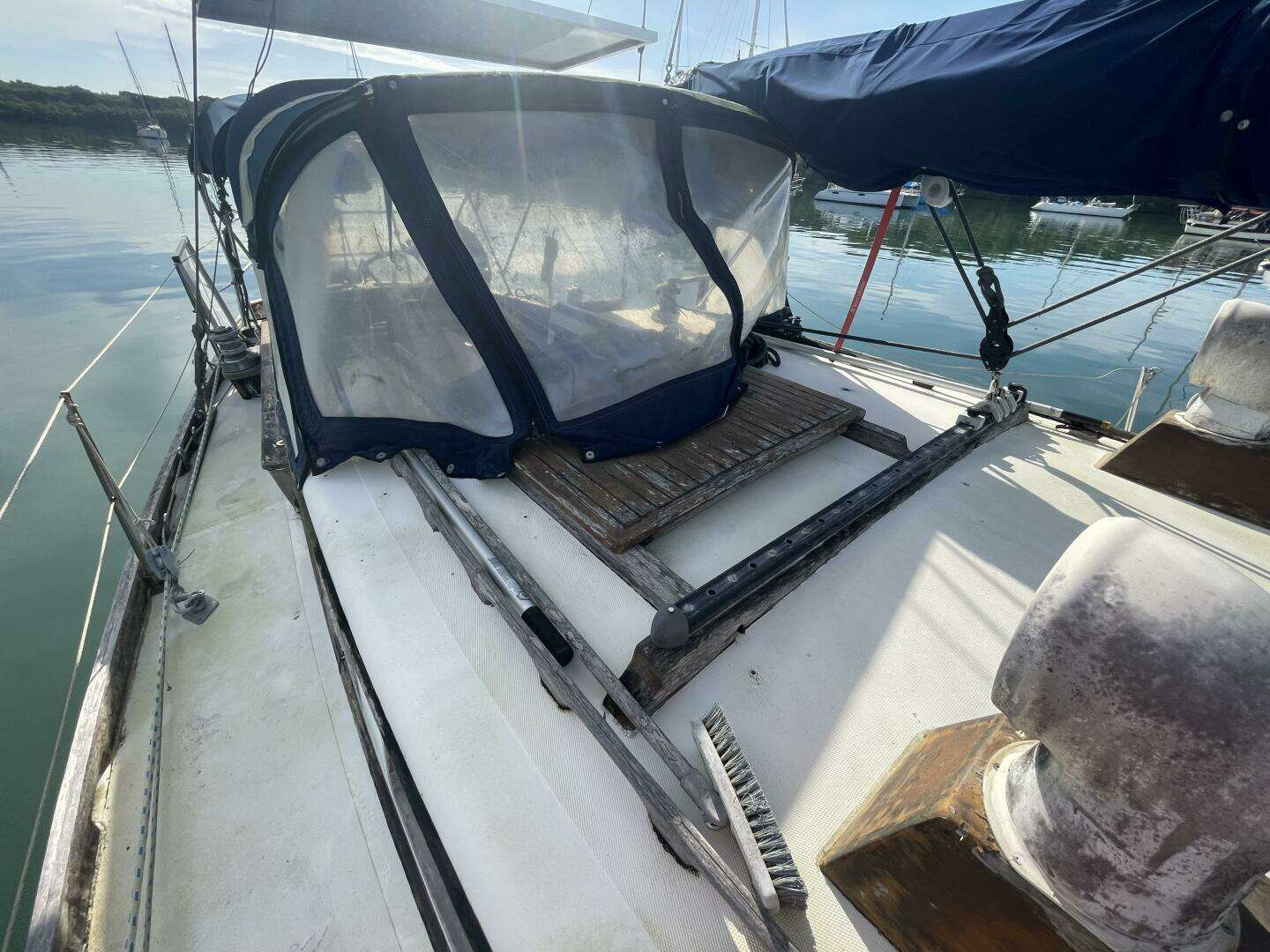 1982 Reliance 44 - Image 6