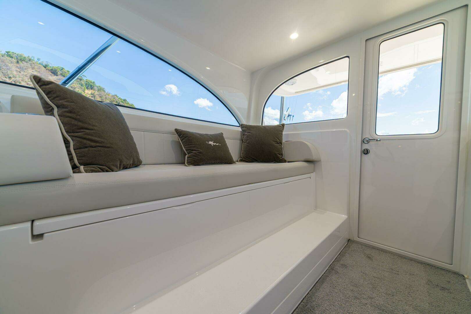 2025 Viking 46 Billfish - Image 41