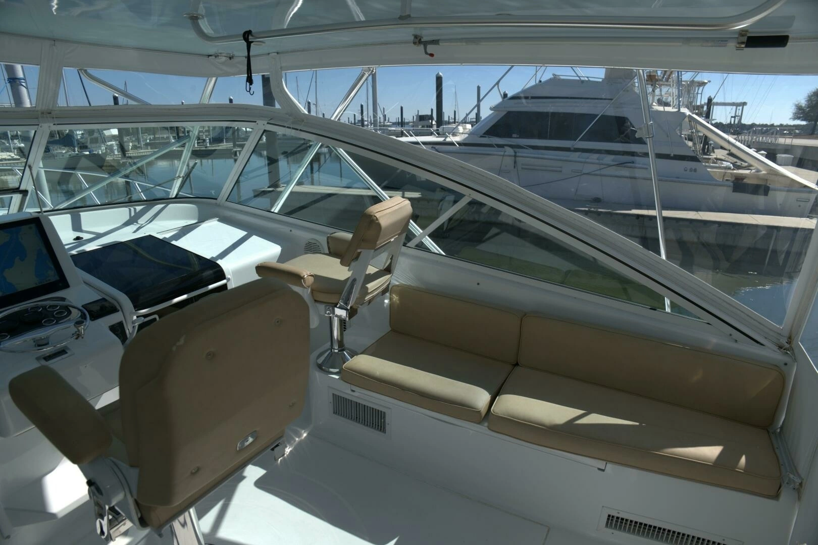 2002 Viking 43 Open - Image 22