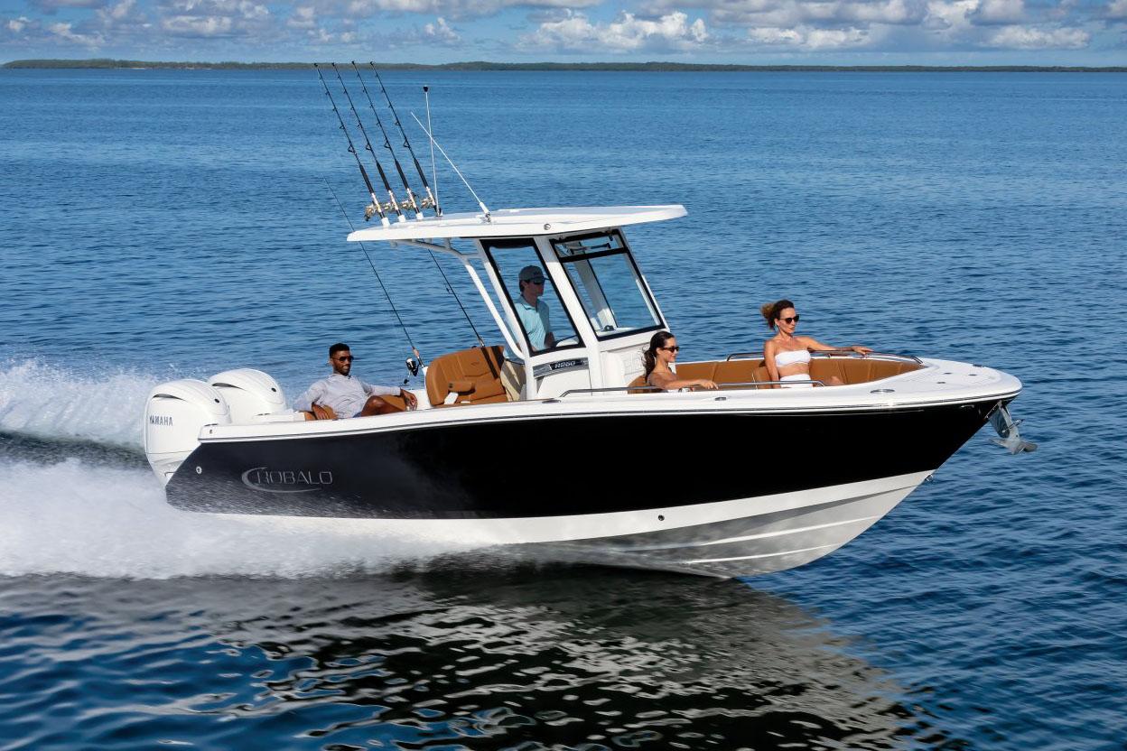 2026 Robalo R250 Center Console