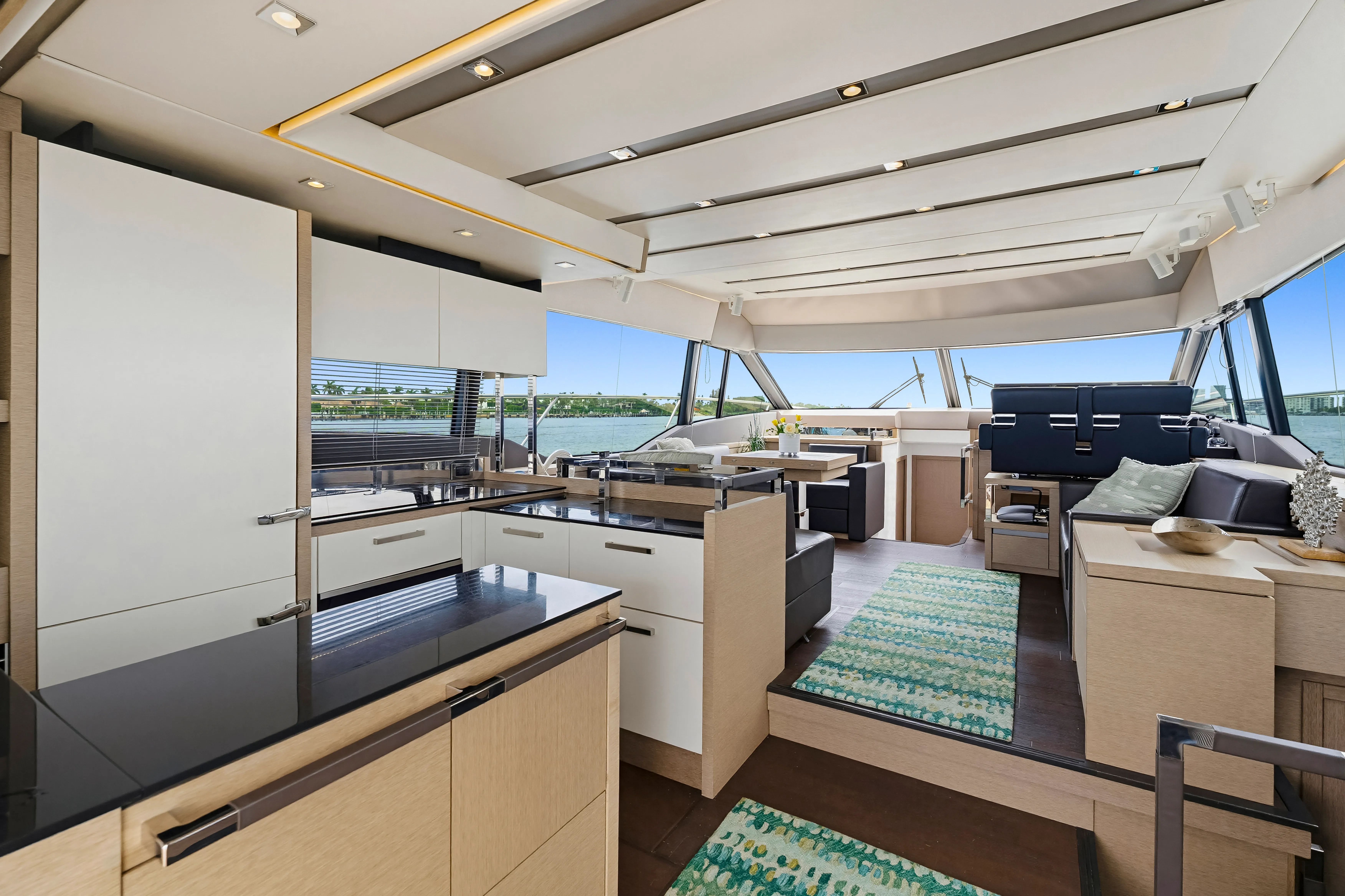 2018 Prestige 630 - Image 17