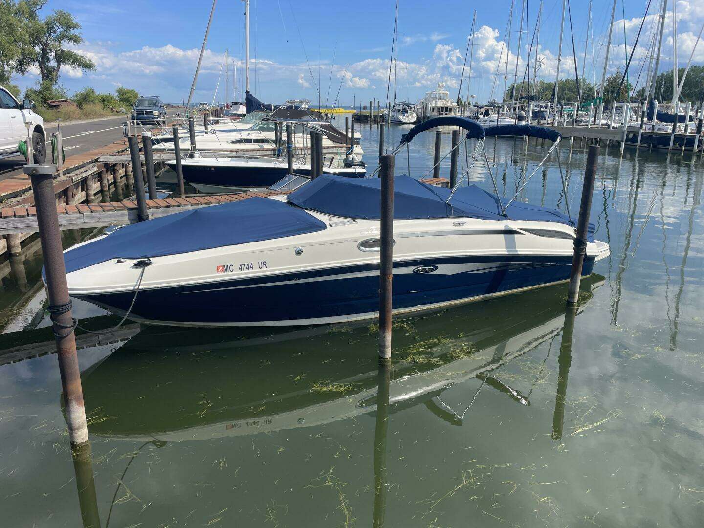 2010 Sea Ray 280 Sun Deck - Image 63