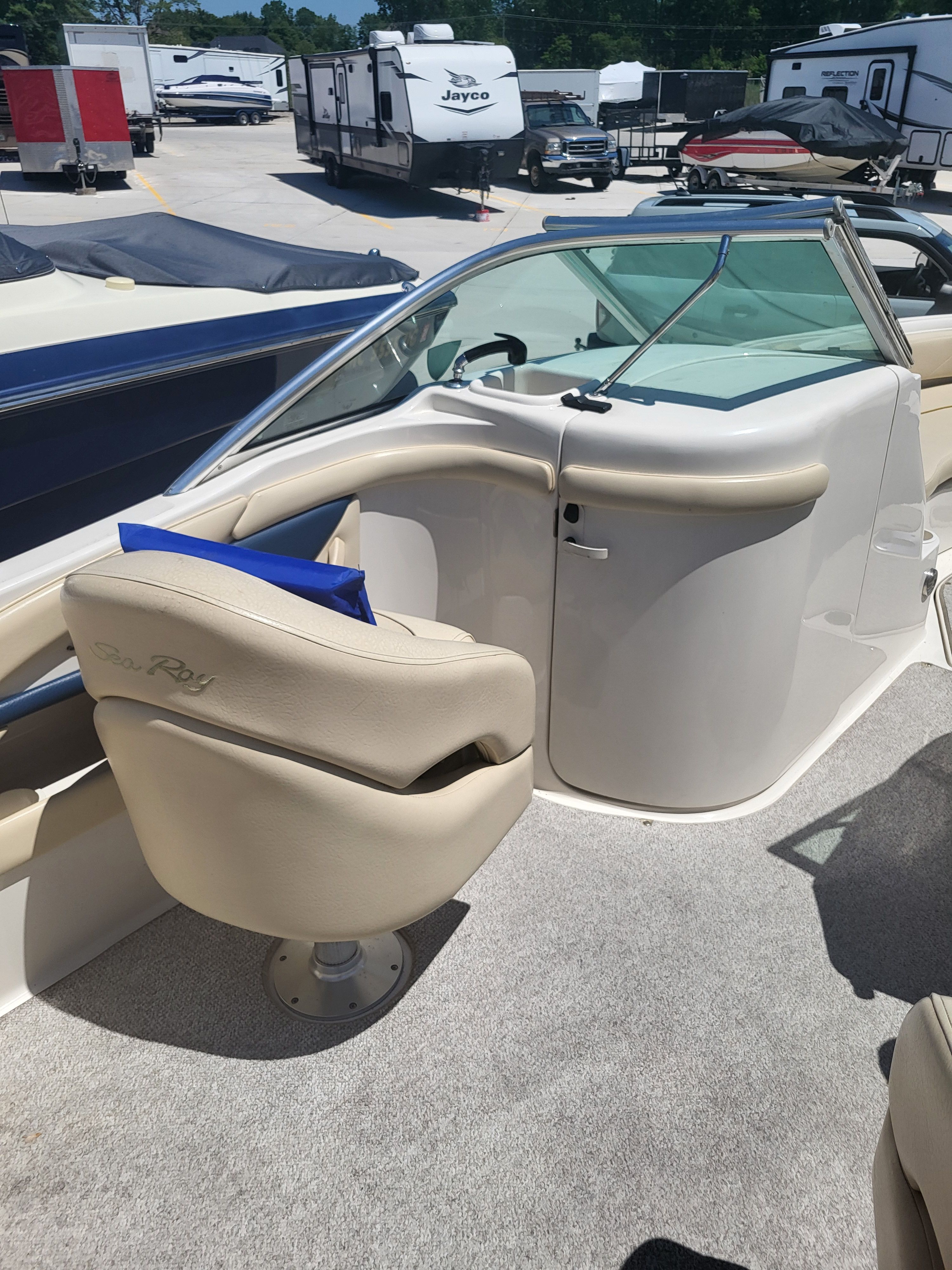 2002 Sea Ray Sundeck - 14