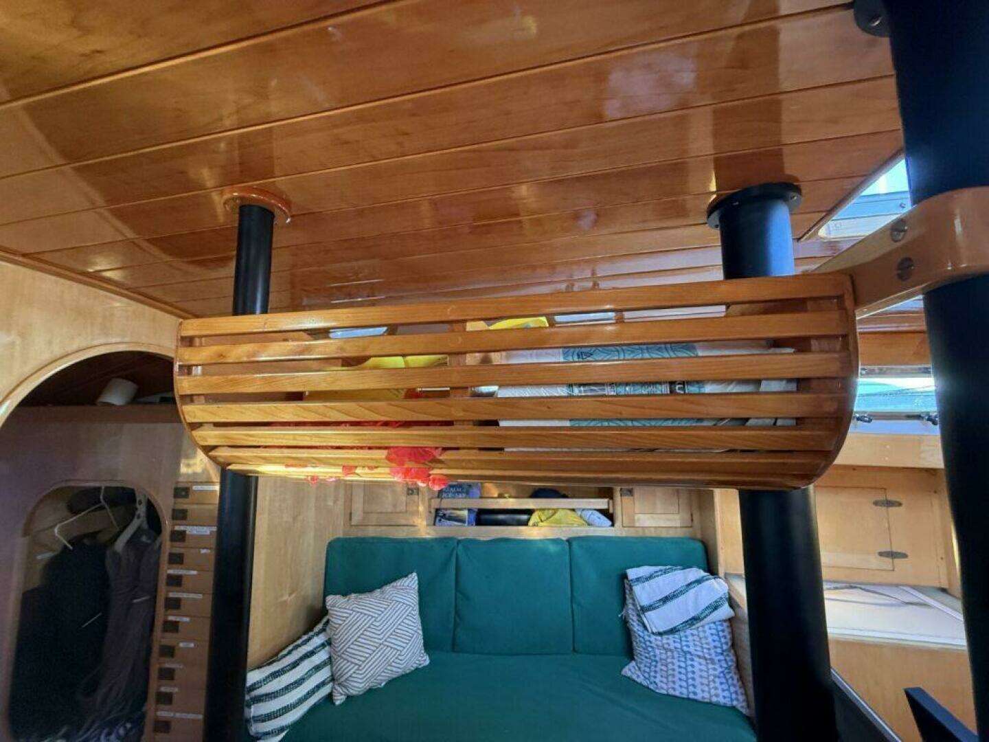 2007 Schooner — - Image 28