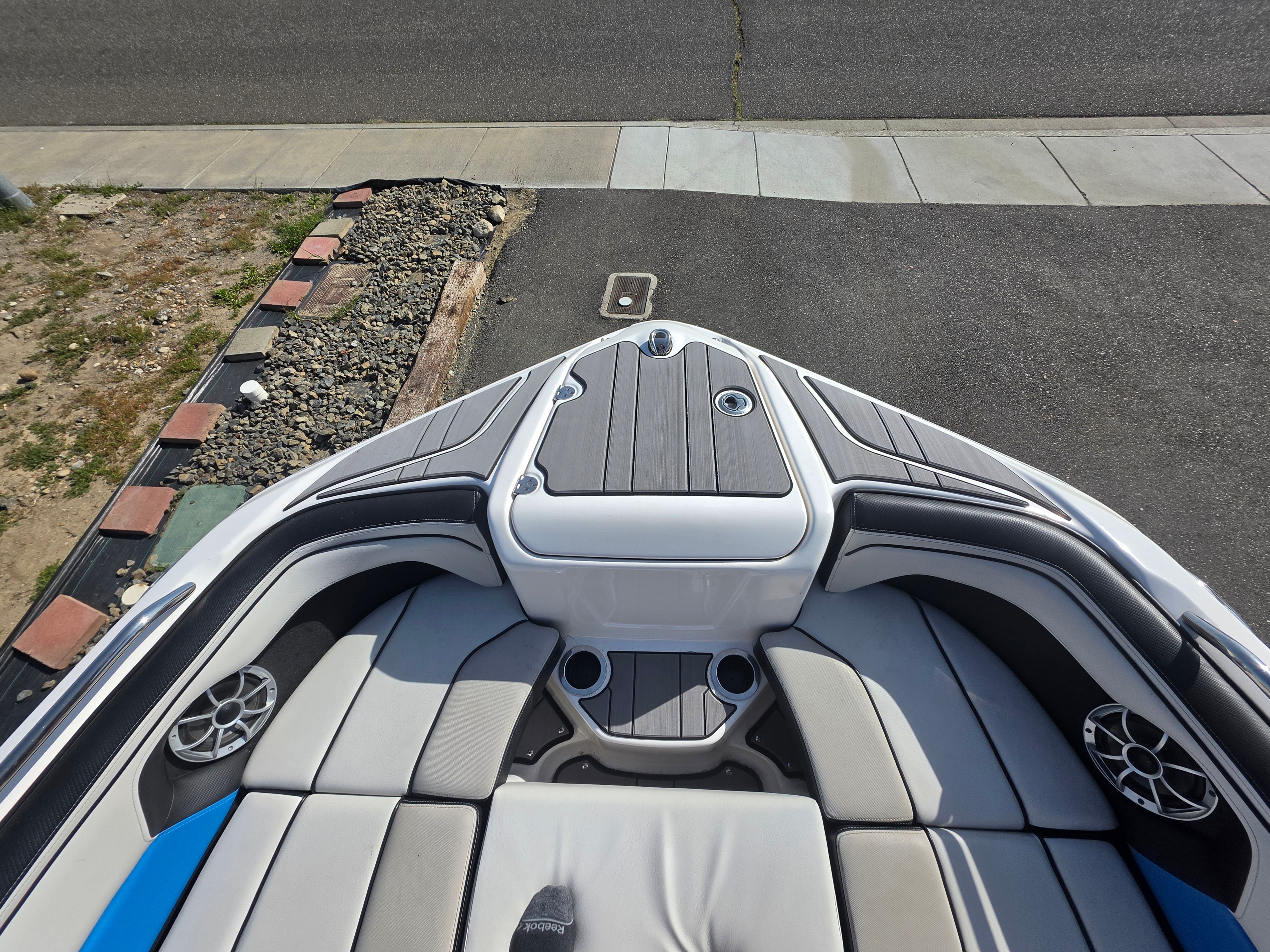 2019 Yamaha Boats 212X - 10