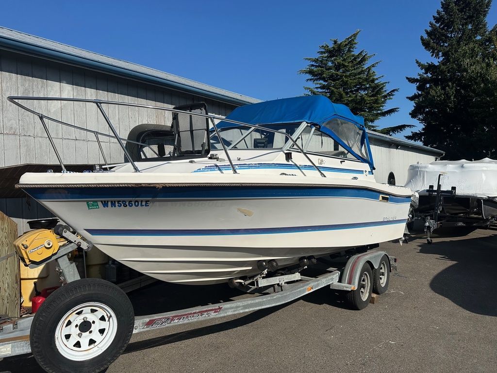 1987 Bayliner 21 Trophy - 2
