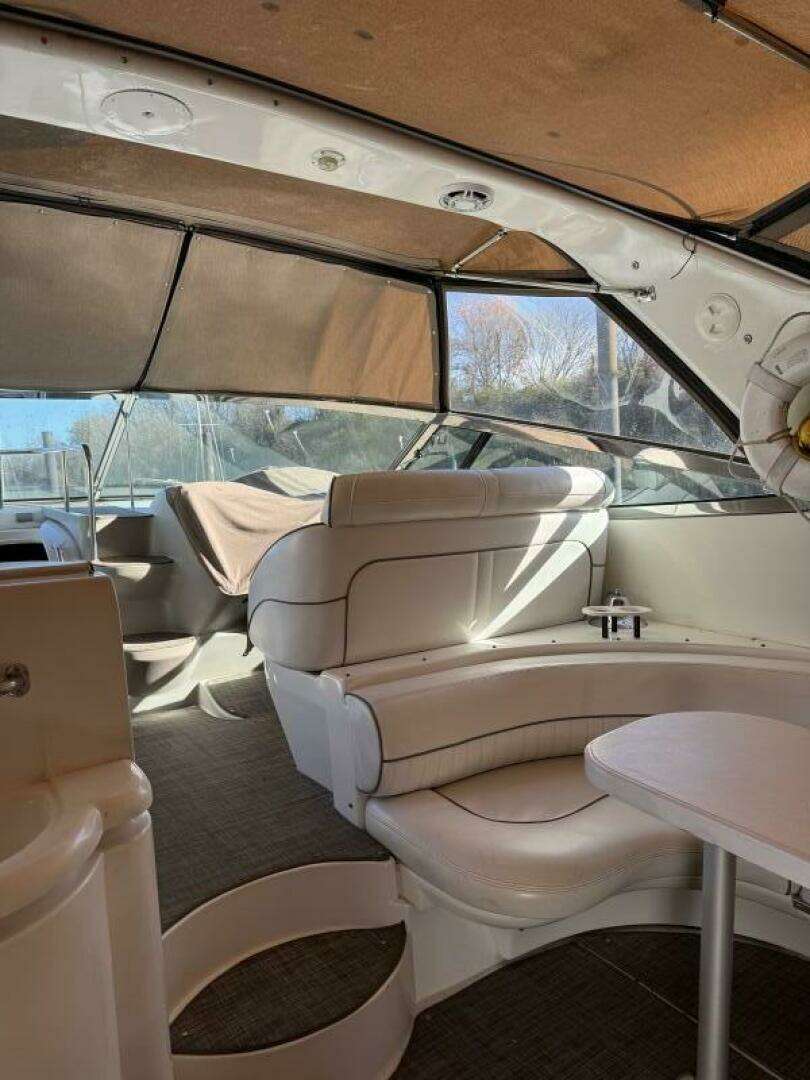2001 Cruisers 4270 - Image 61
