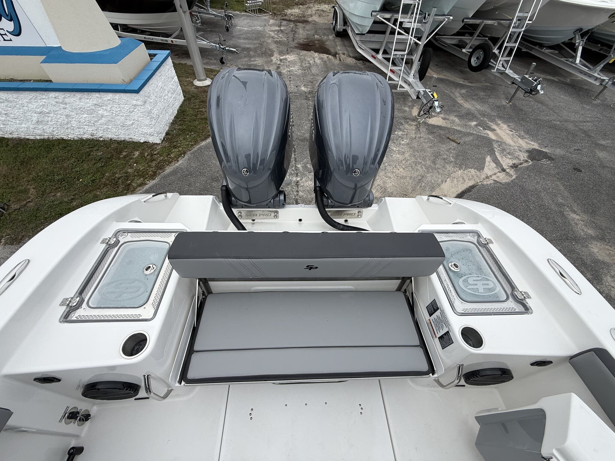 2026 Sea Pro 292 SEAKEEPER RIDE AND YAMAHA 300S - 20