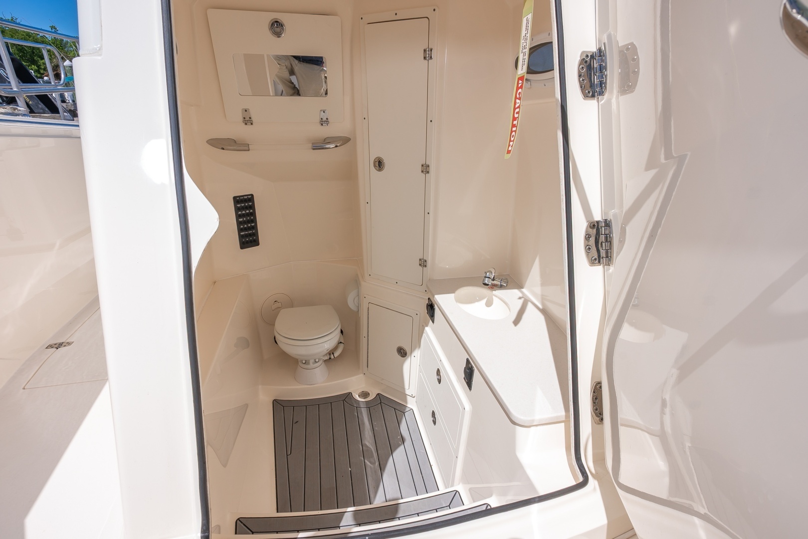 2020 Cobia 320 Center Console - Image 16