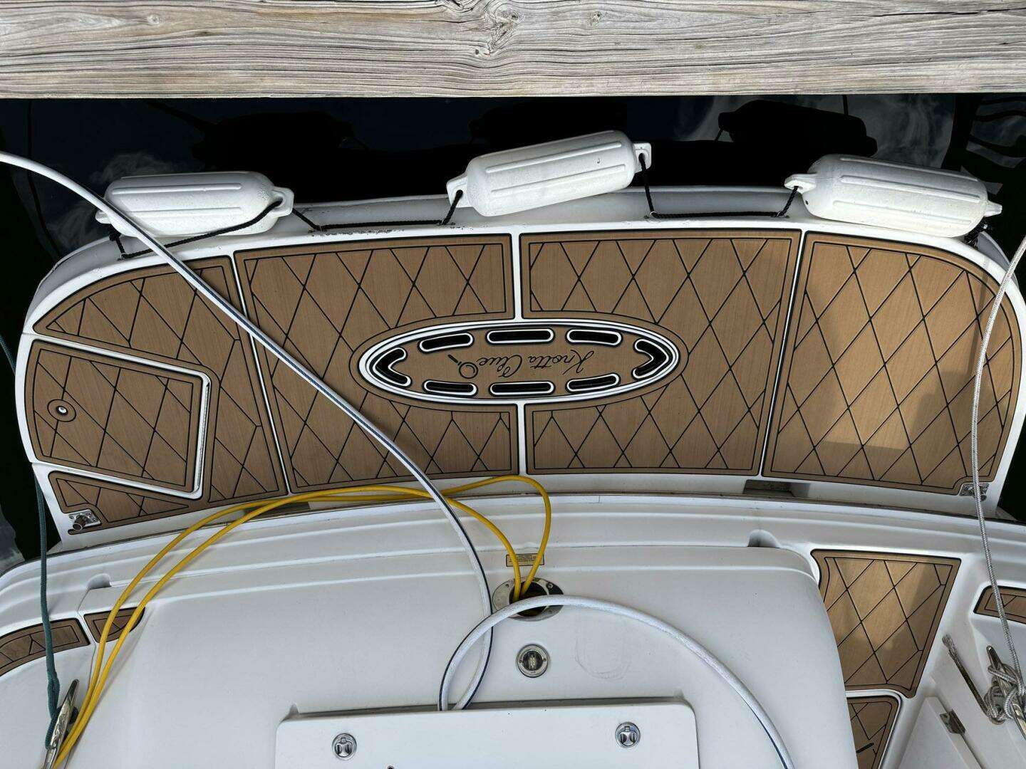 2002 Sea Ray 360 Sundancer - Image 12