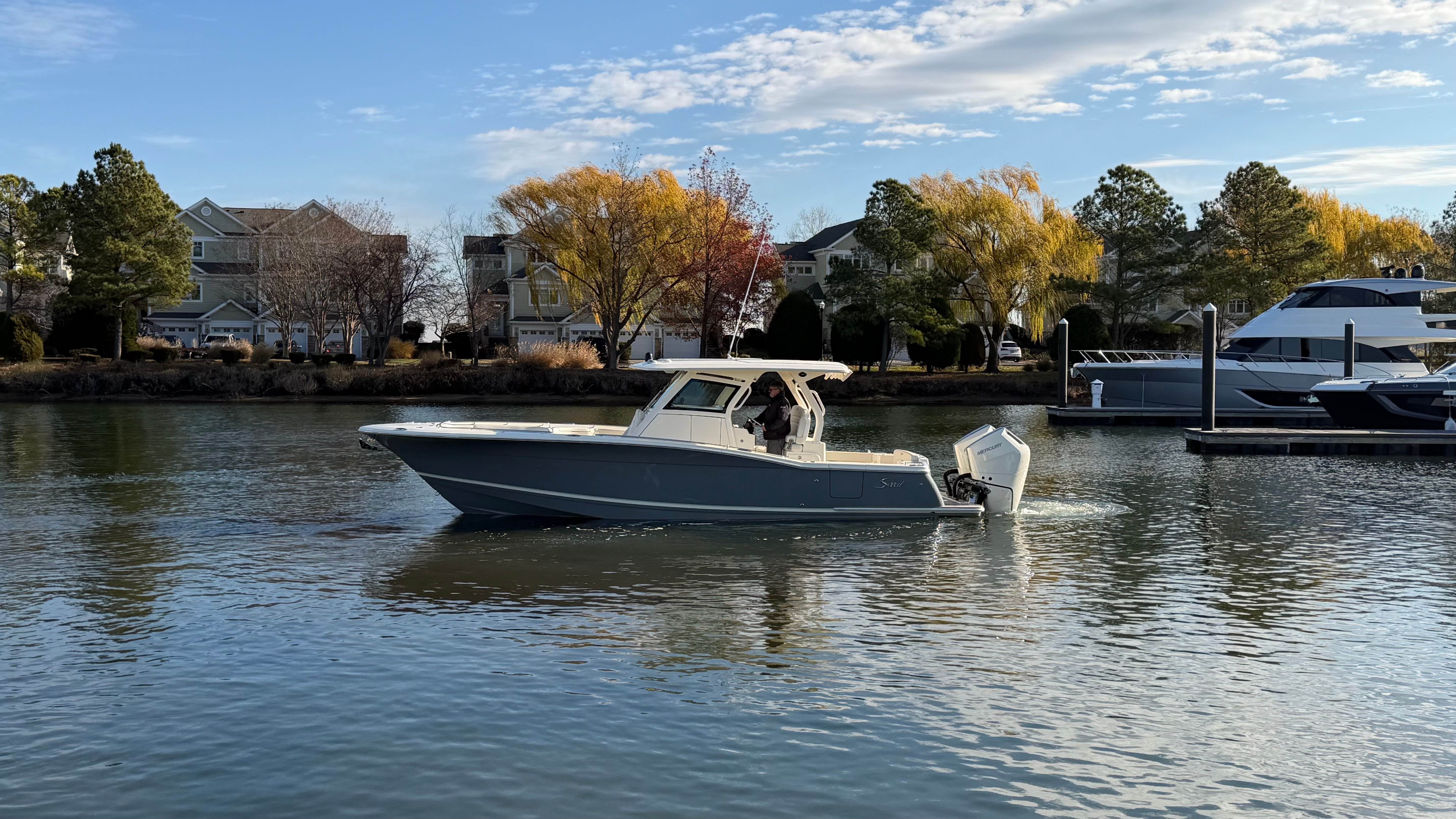 2026 Scout 330 LXF