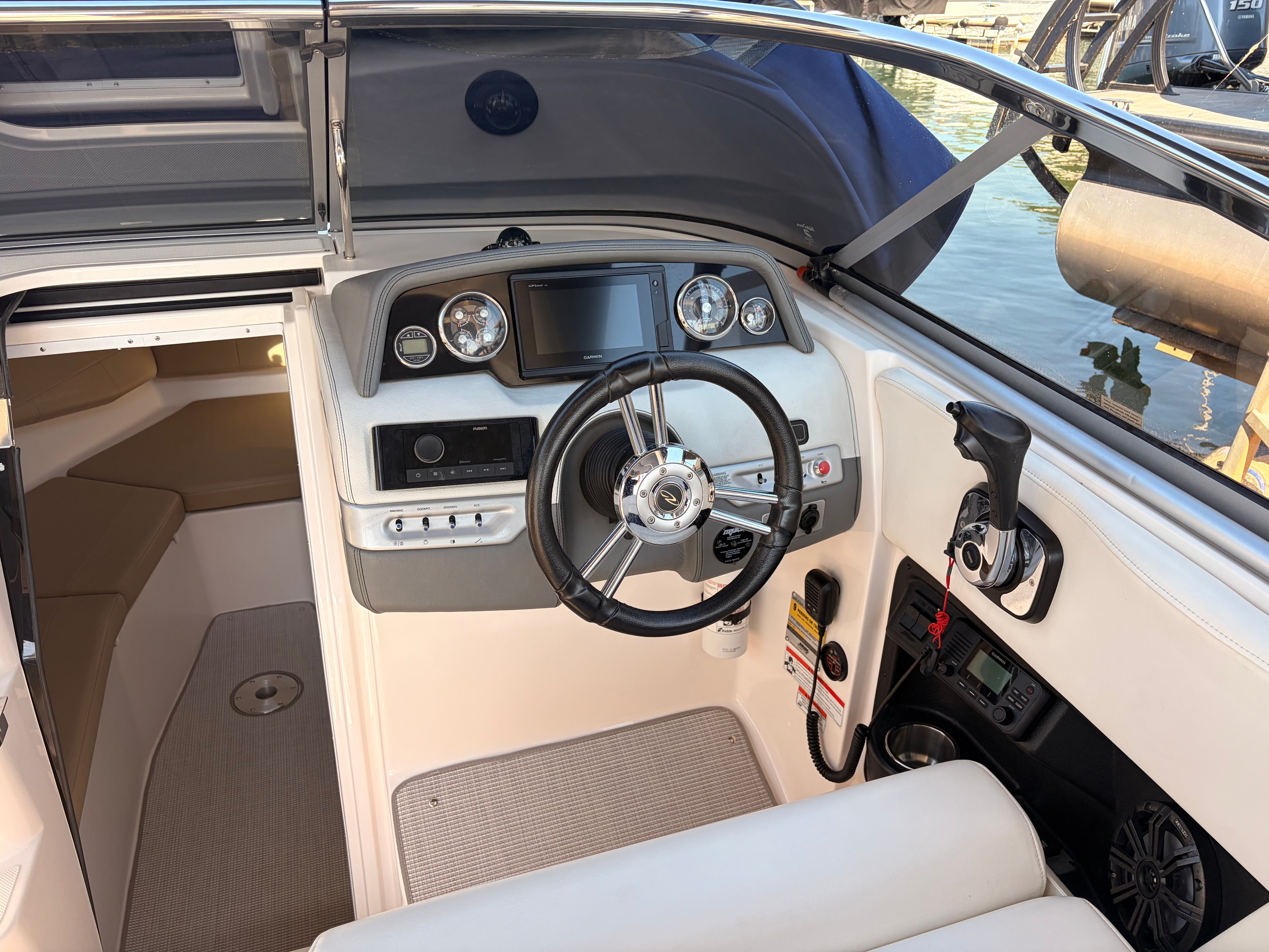 2012 Regal 2750 Cuddy - 8