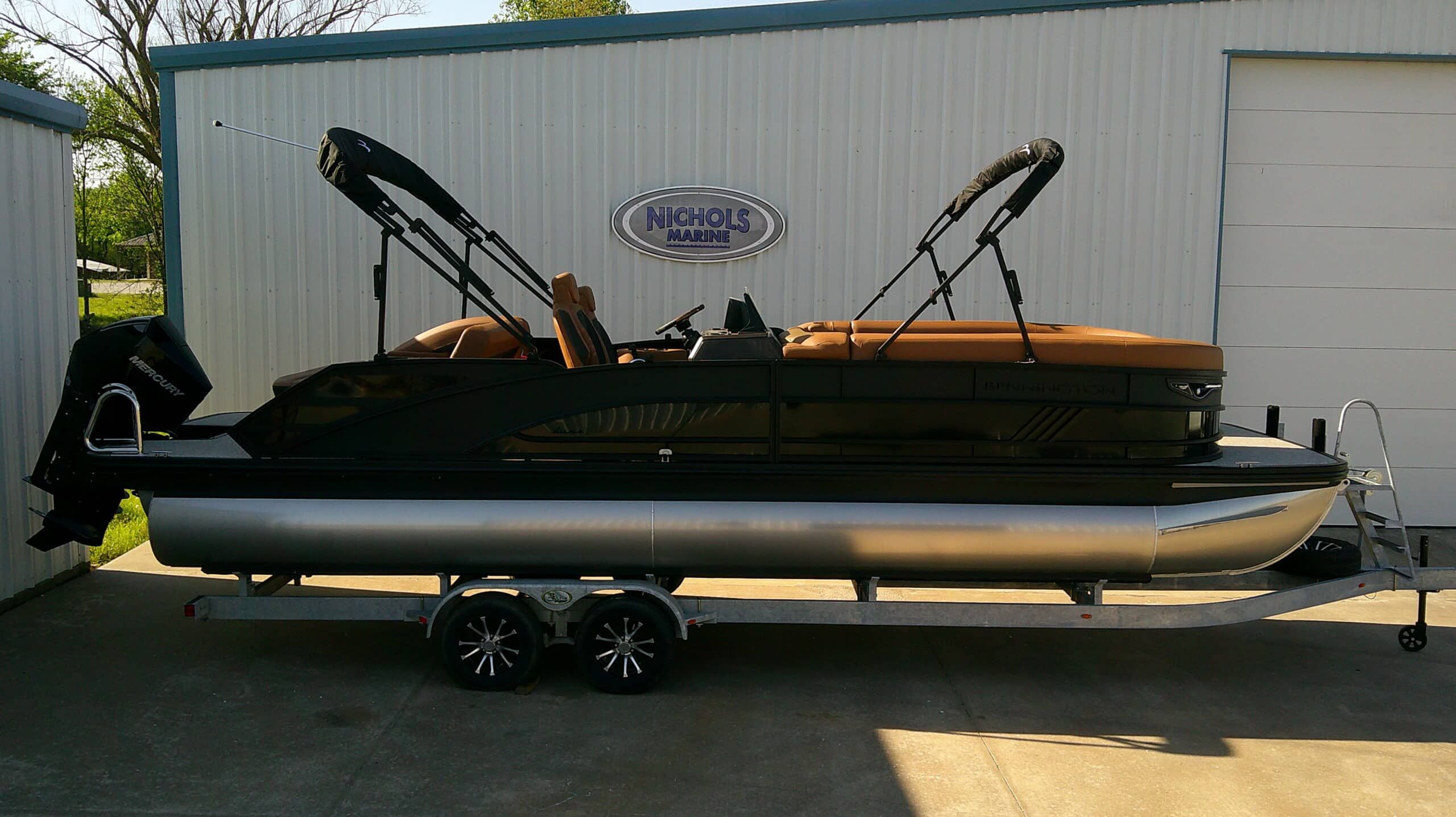 2026 Bennington M 26