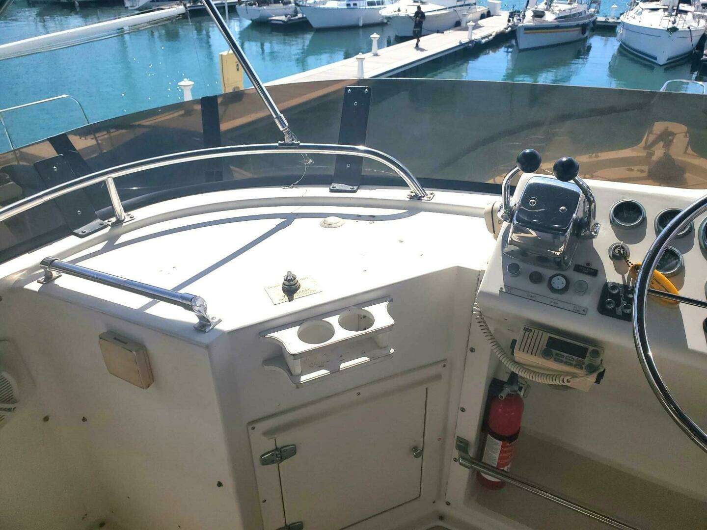 1985 Californian 5239 Cockpit Motor Yacht - Image 32