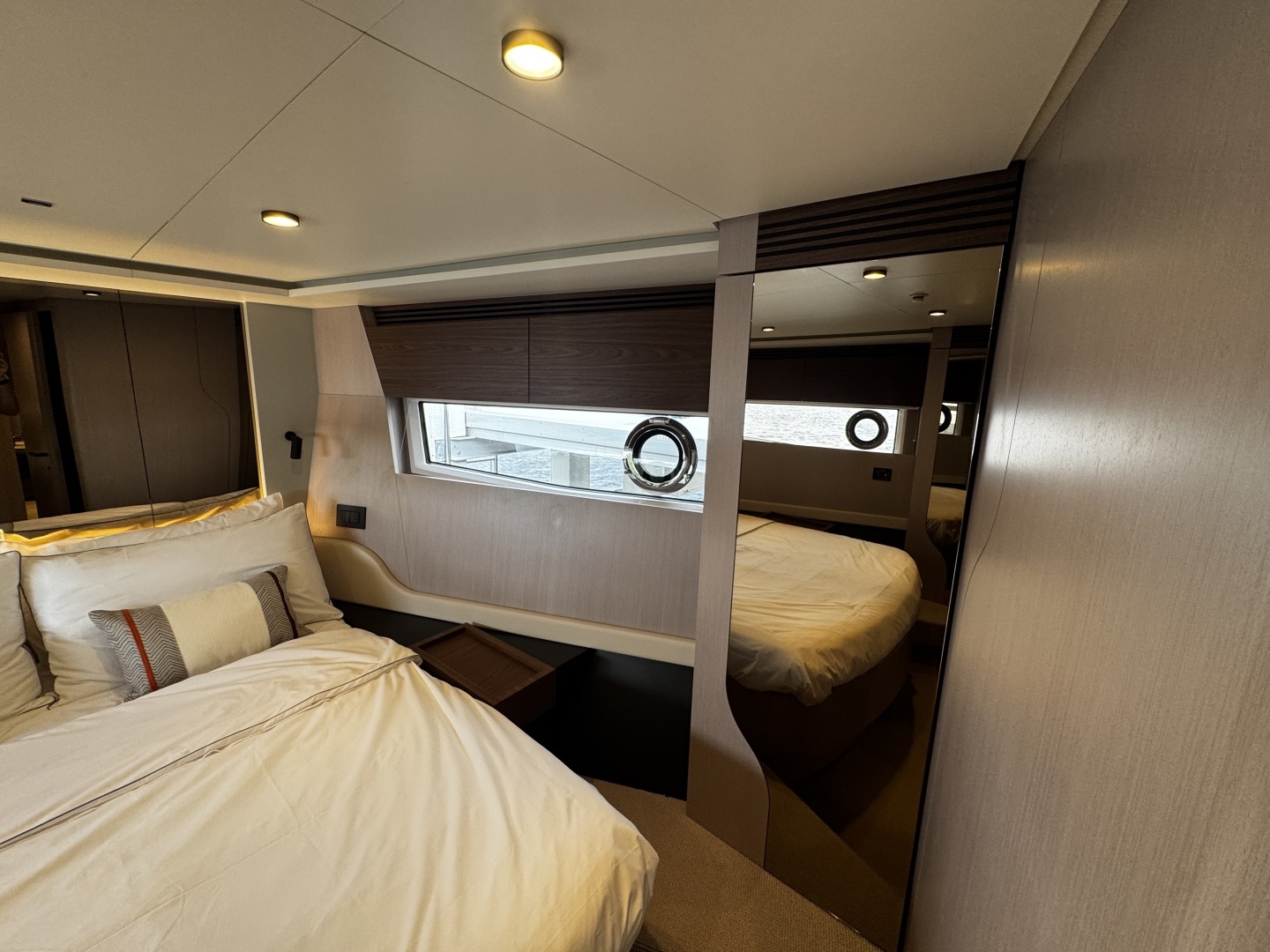2026 Azimut S7 - Image 41