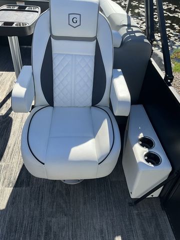 2025 Godfrey Marine Sweetwater 2286 SB - 30
