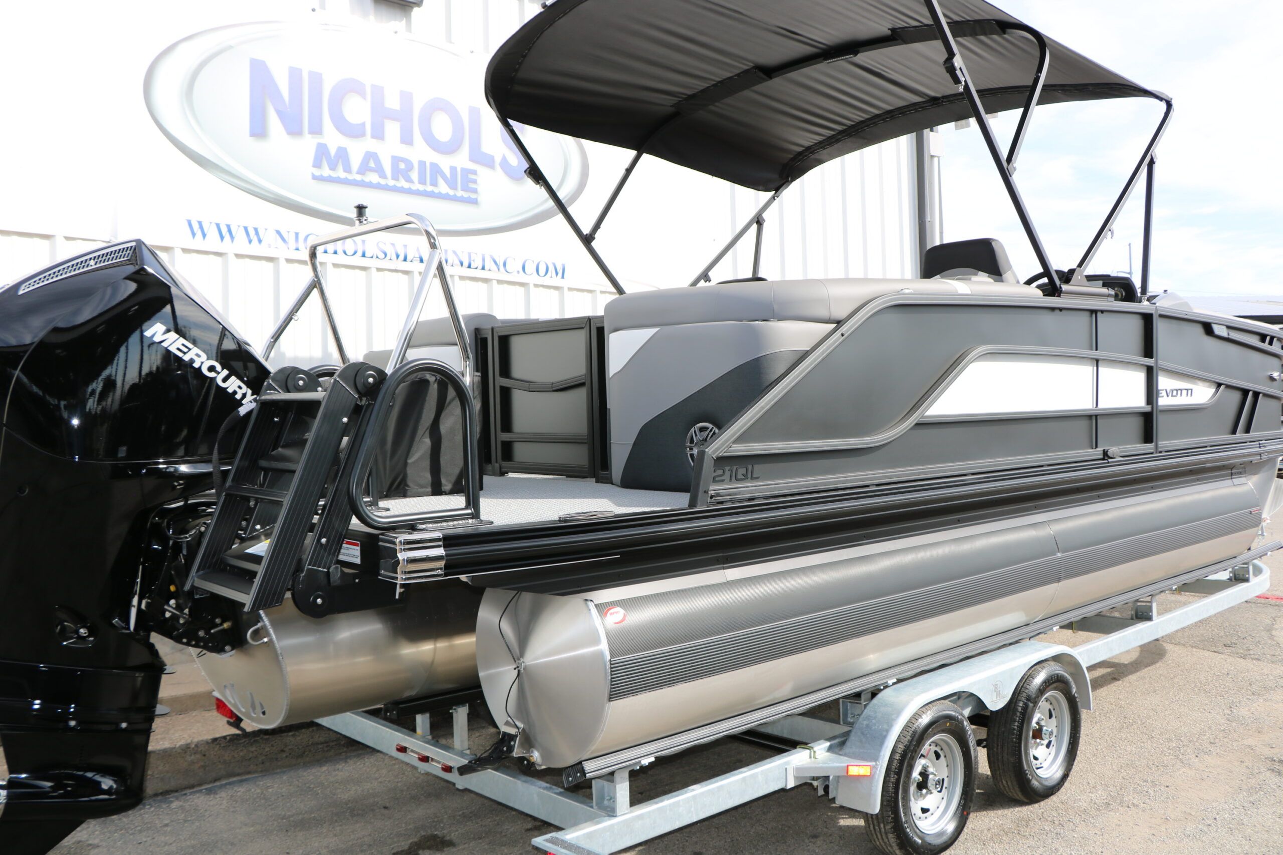 2026 Evotti 521 QL Tri Toon - 4