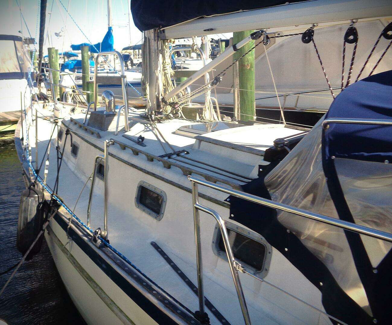 1992 Pacific Seacraft 34 - Image 5