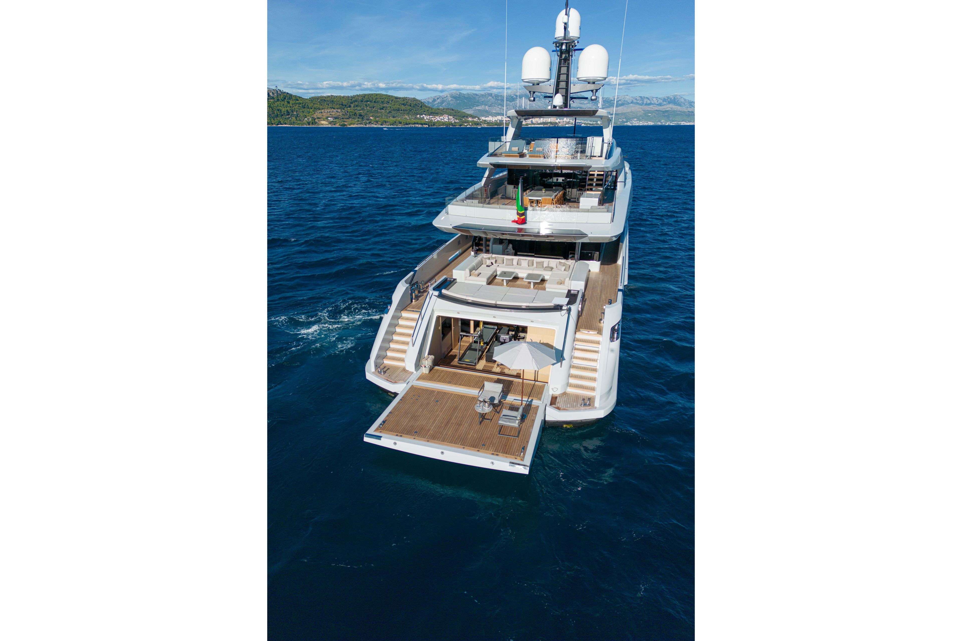 Luxurious 2022 Tankoa S501 yacht cruising on open sea, showcasing elegant design.