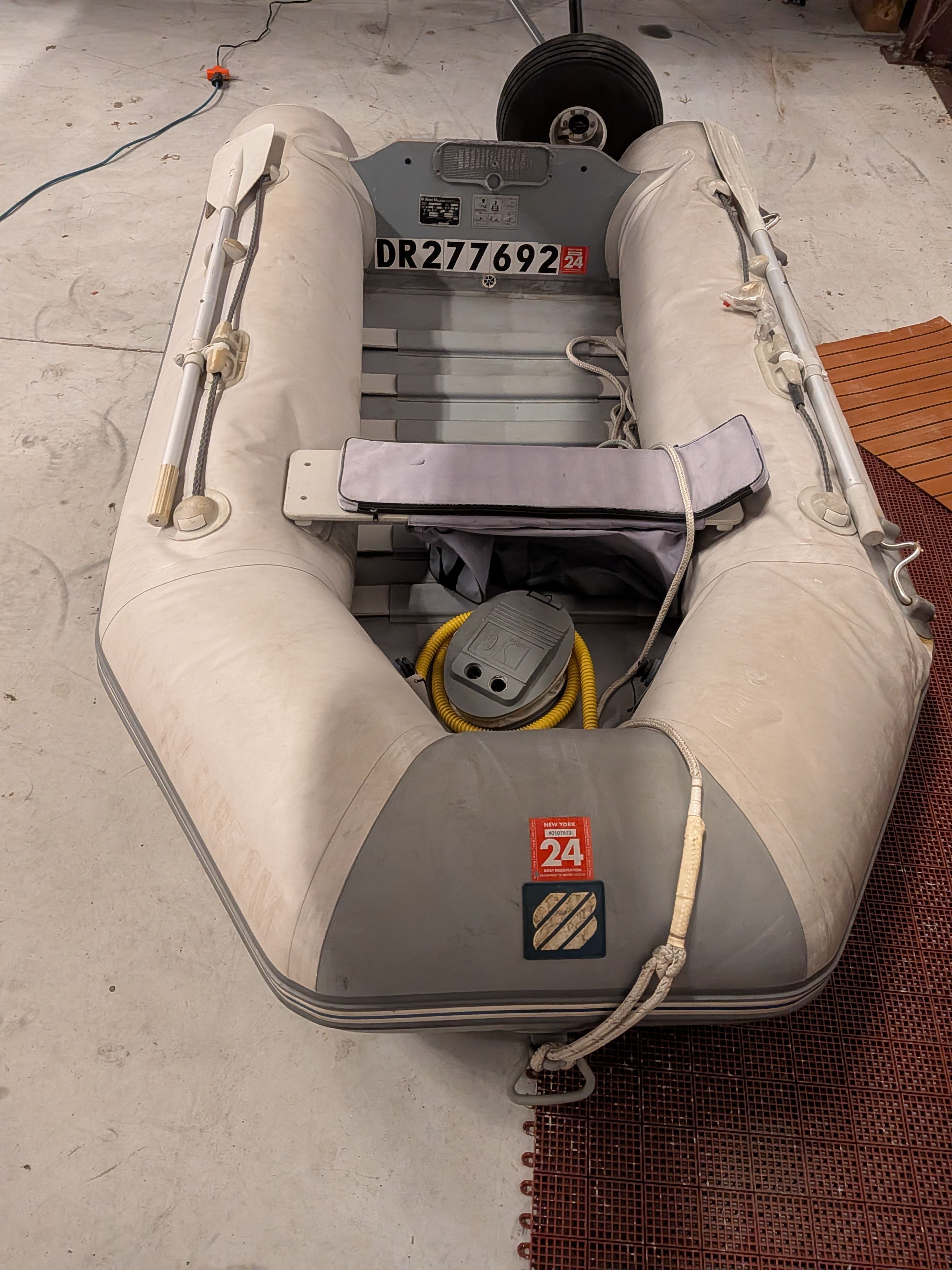 1990 Cape Dory Flybridge - 11