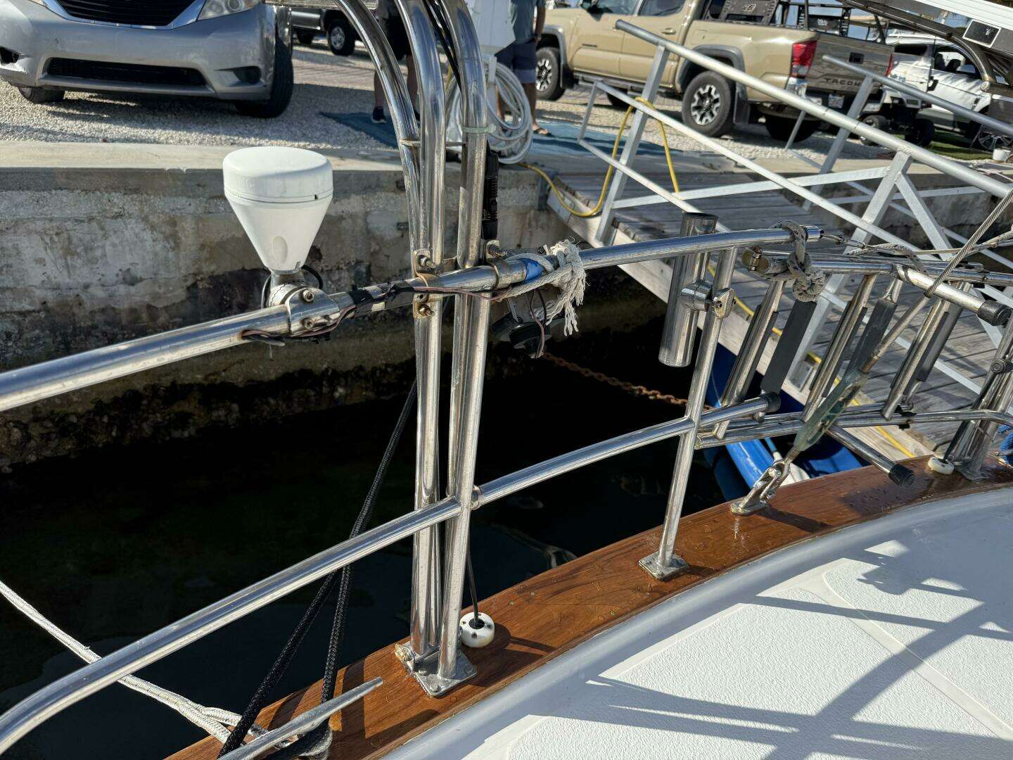 1985 Endeavour 42 - Image 17