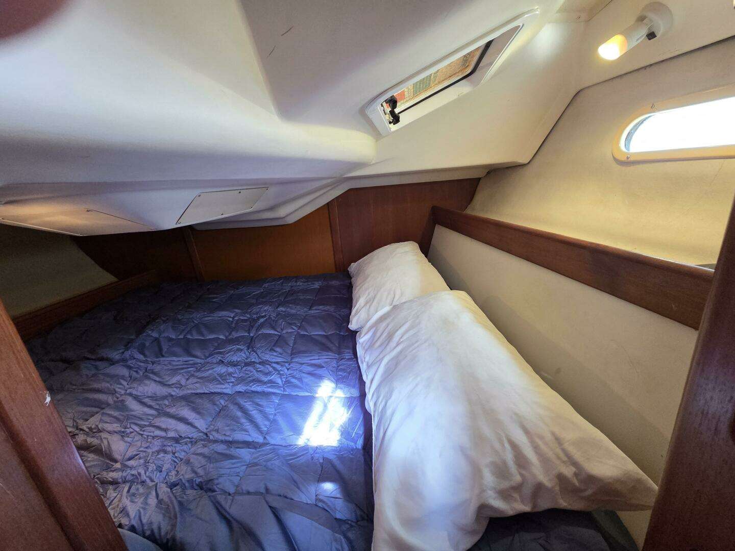2003 Hunter 326 - Image 19