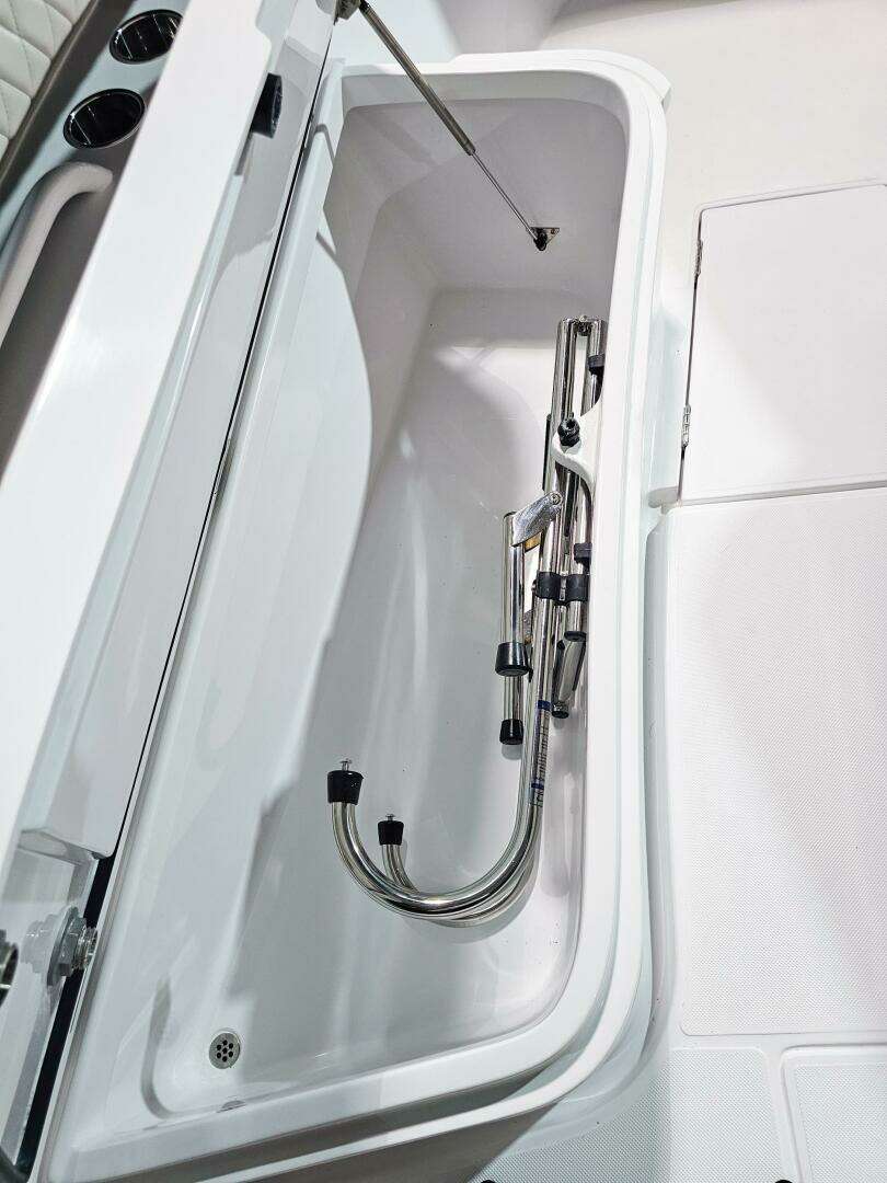 2026 Jupiter 380LS - Image 6