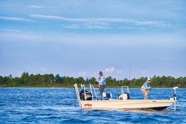 2025 Mako 18 Pro Skiff Patriot Edition - 71