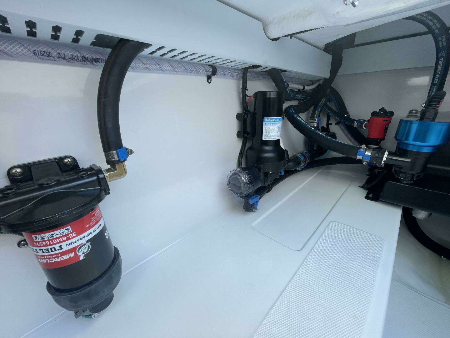 2026 Mag Bay 43 Center Console - Image 19