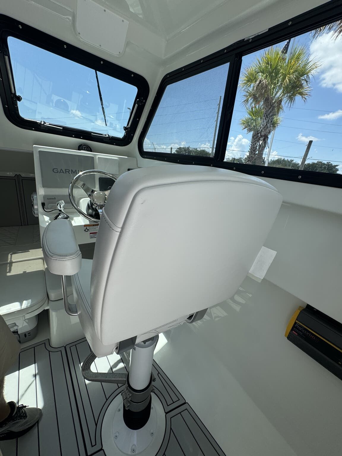 2027 Parker 247 Explorer Explorer - 13