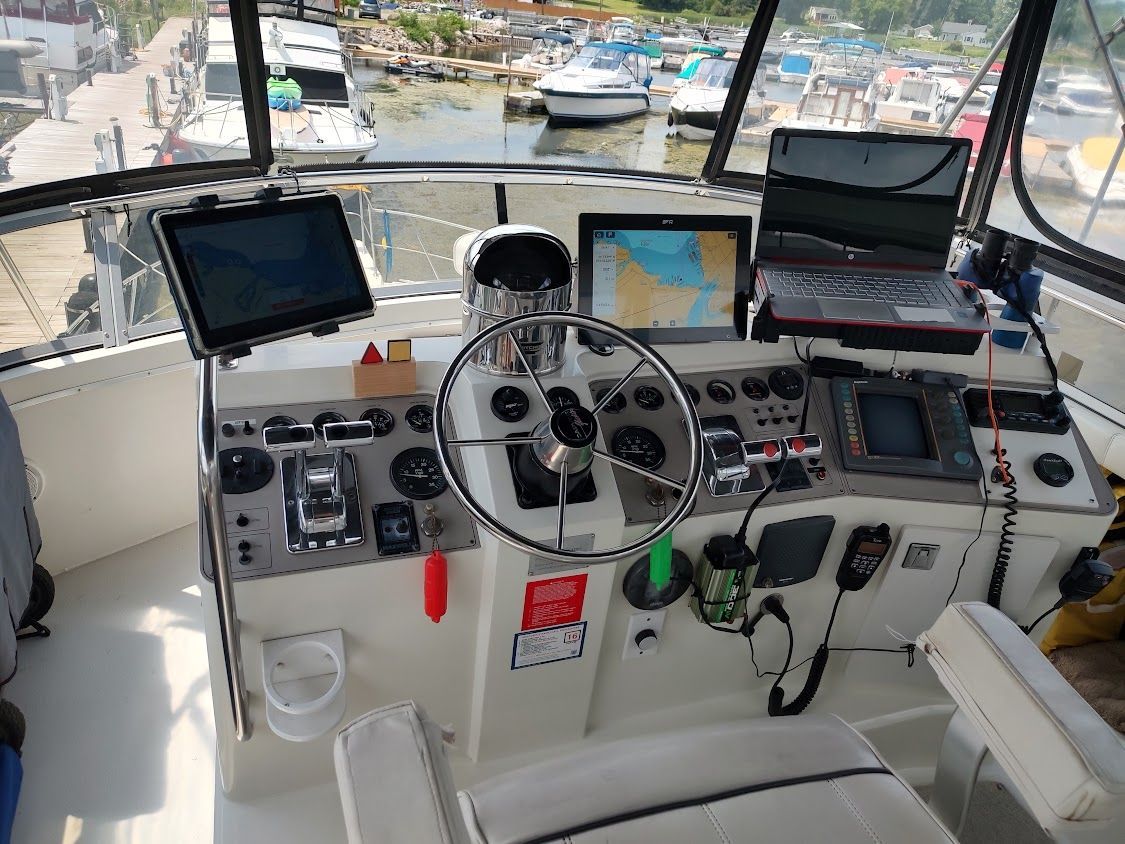 1996 Carver 430 CP - 3
