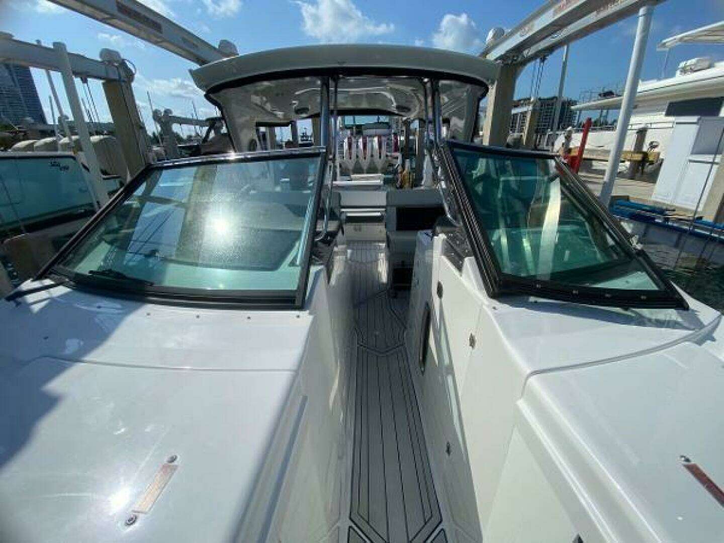 2018 Monterey 385 SE - Image 16