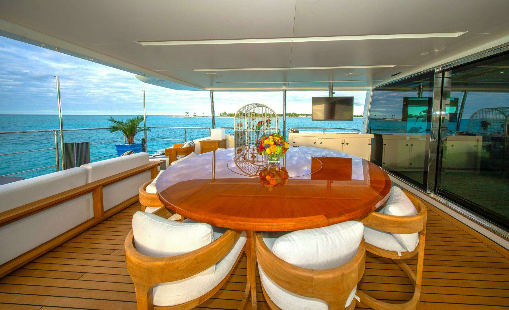2015 Benetti Benetti Tradition Supreme 108 - Image 28