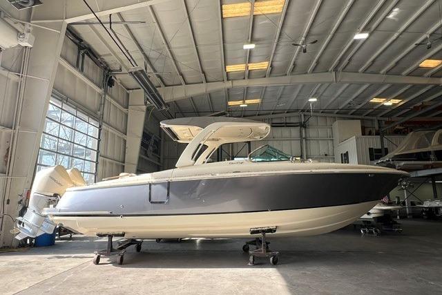 2024 Chris-Craft Launch 31 GT