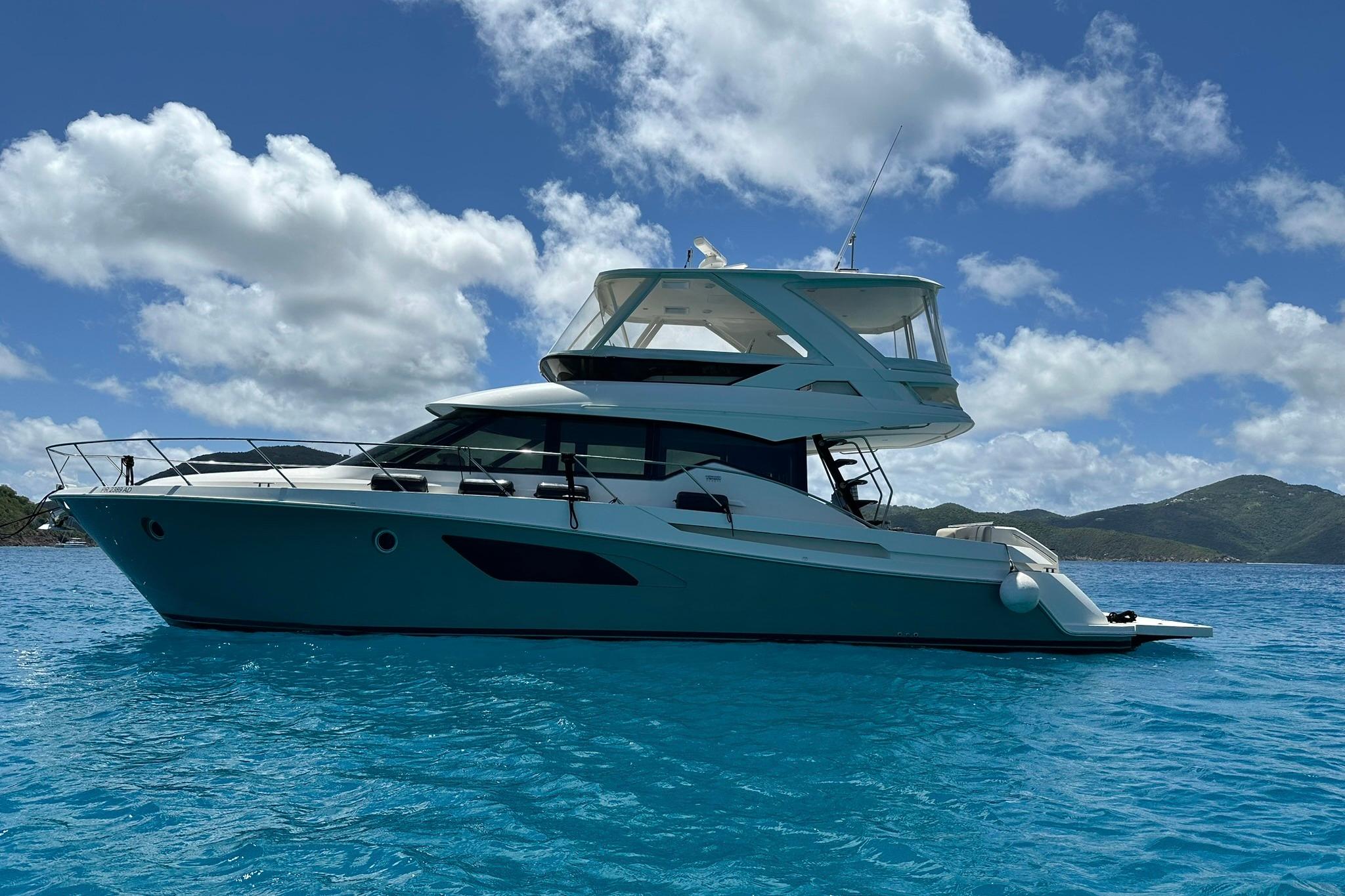 2020 Tiara Yachts F53 Flybridge