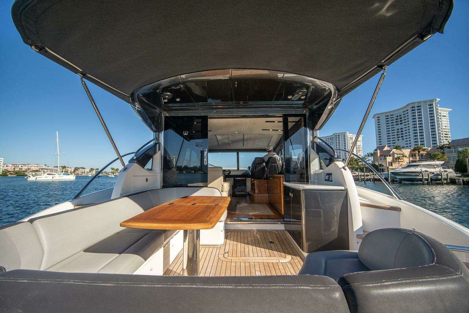2016 Princess V48 - Image 2