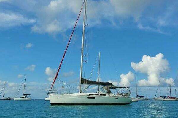 2011 Jeanneau 44i