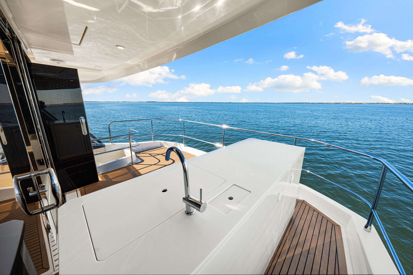 2022 Aquila 54 Yacht - Image 68