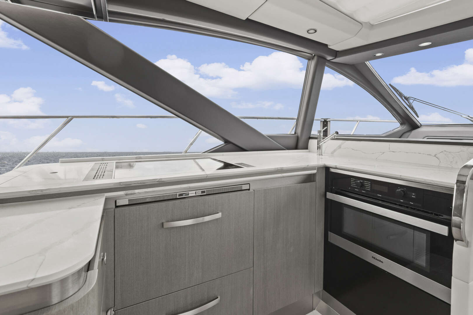 2020 Azimut S6 Sportfly - Image 43