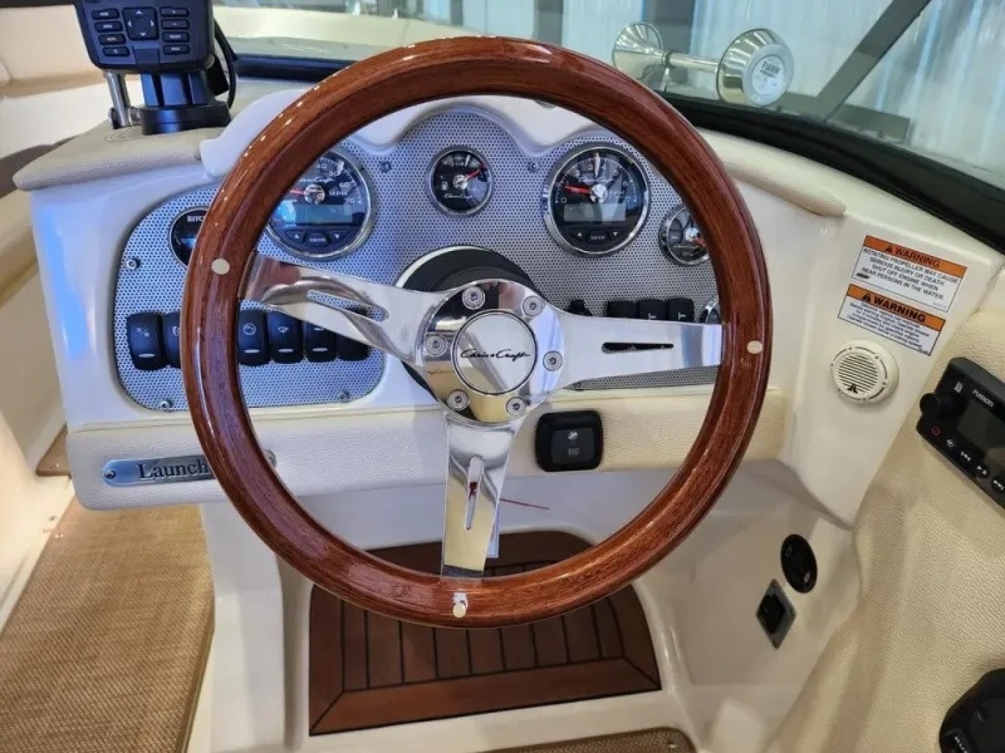 2018 Chris-Craft Launch 23 - Image 46