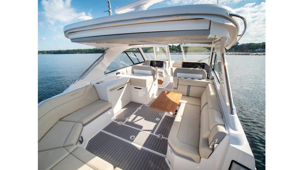 2022 Regal LS36