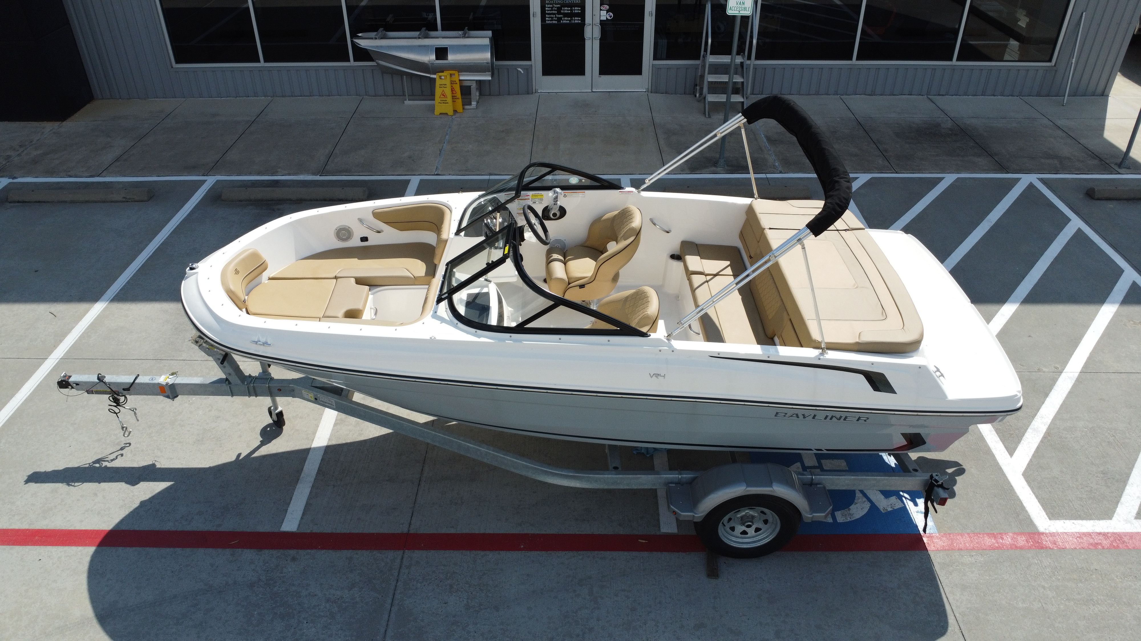 2024 Bayliner VR4 - 16