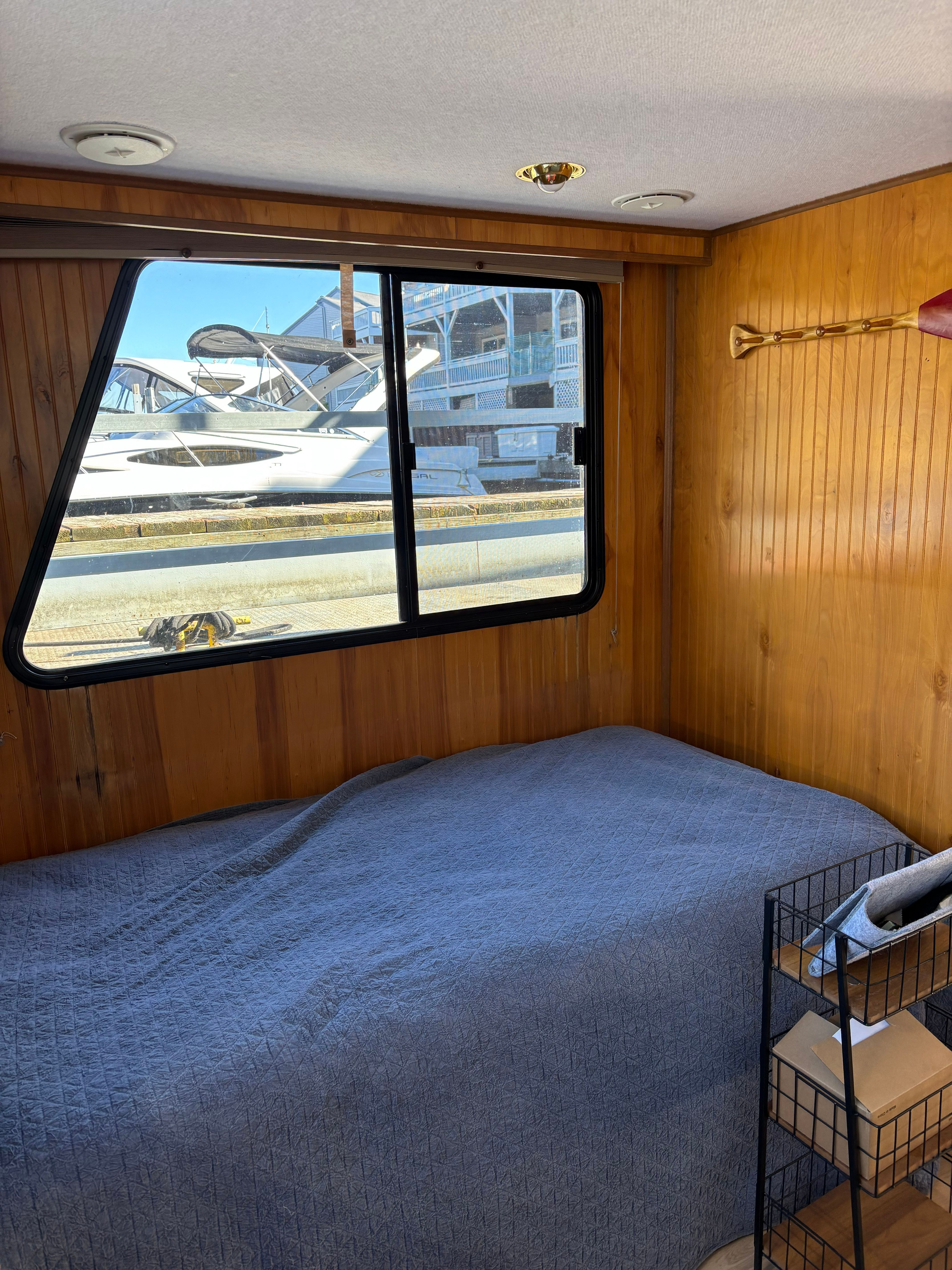 1999 Gibson 37 SPORT - 10