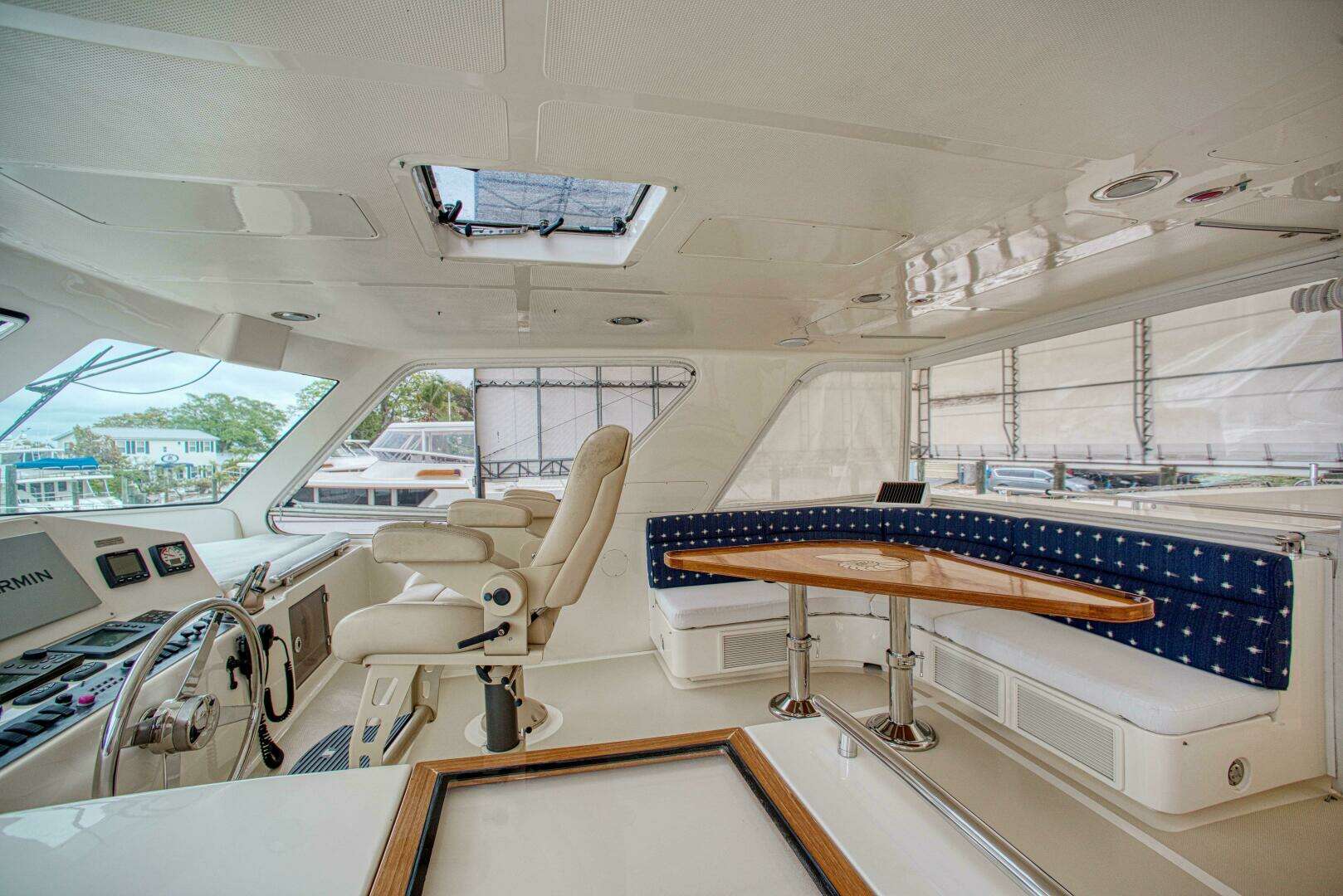 2011 Marlow Explorer 70E - Image 9