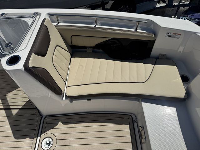 2026 Yamaha Boats 255 FSH Sport E - 20